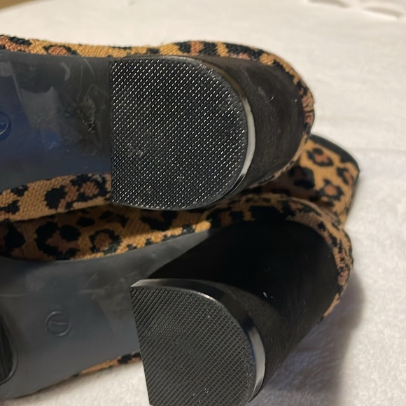 Cheetah Booties Mia Brand - Picture 6 of 8